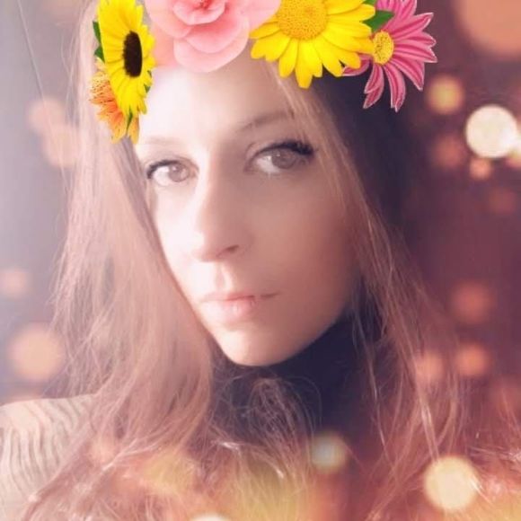 Meet your Posher, Lindsay - Picture 1 of 1